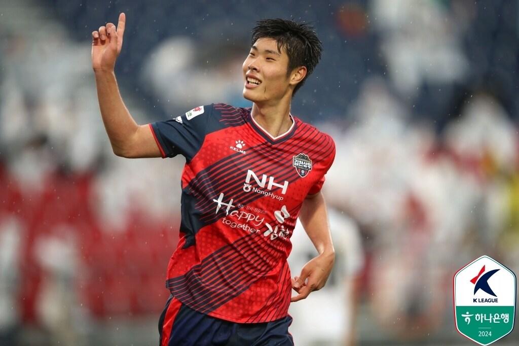 본문 이미지 - 김천 상무의 이영준(한국프로축구연맹 제공)
