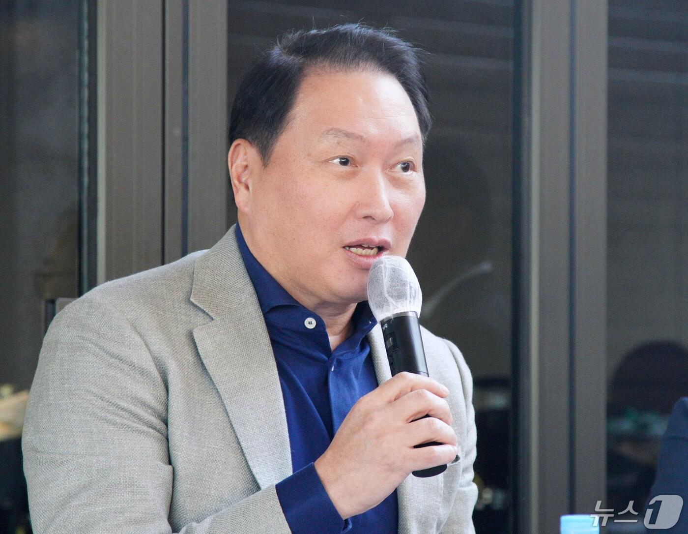 본문 이미지 - 최태원 SK그룹 회장. (대한상공회의소 제공)2024.5.6/뉴스1