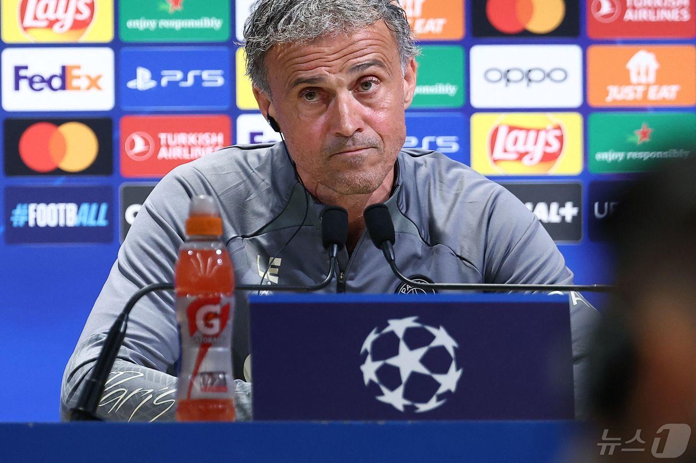 도르트문트전을 앞두고 기자회견을 가진 루이스 엔리케 PSG 감독. ⓒ AFP=뉴스1