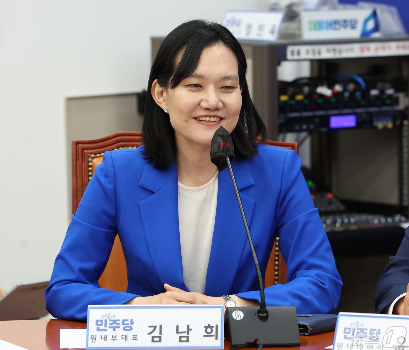 본문 이미지 - 김남희 더불어민주당 의원. ⓒ 뉴스1 송원영 기자