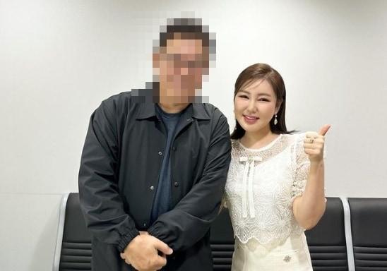 본문 이미지 - (가수 송가인 인스타그램)