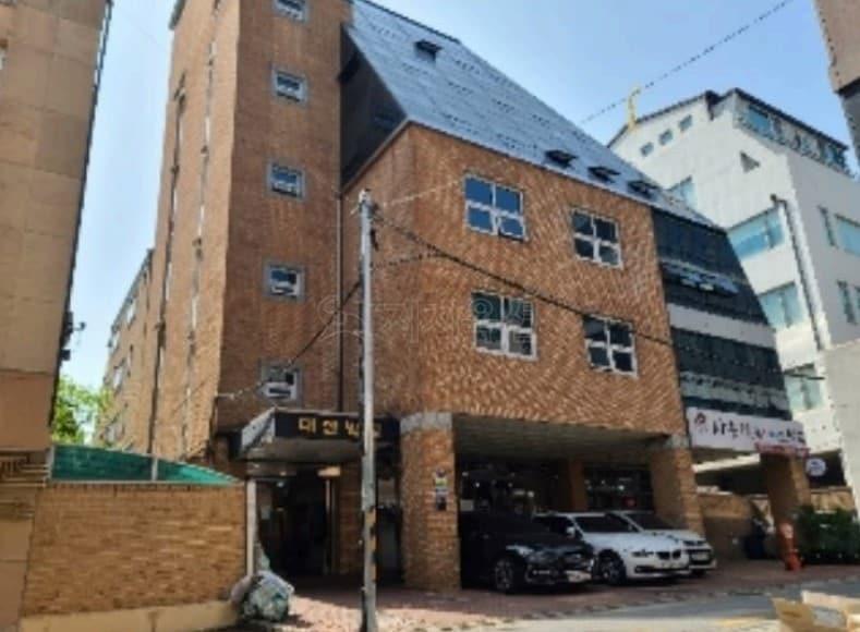 본문 이미지 - 경매 시장에 나온 대치동 꼬마빌딩(지지옥션).