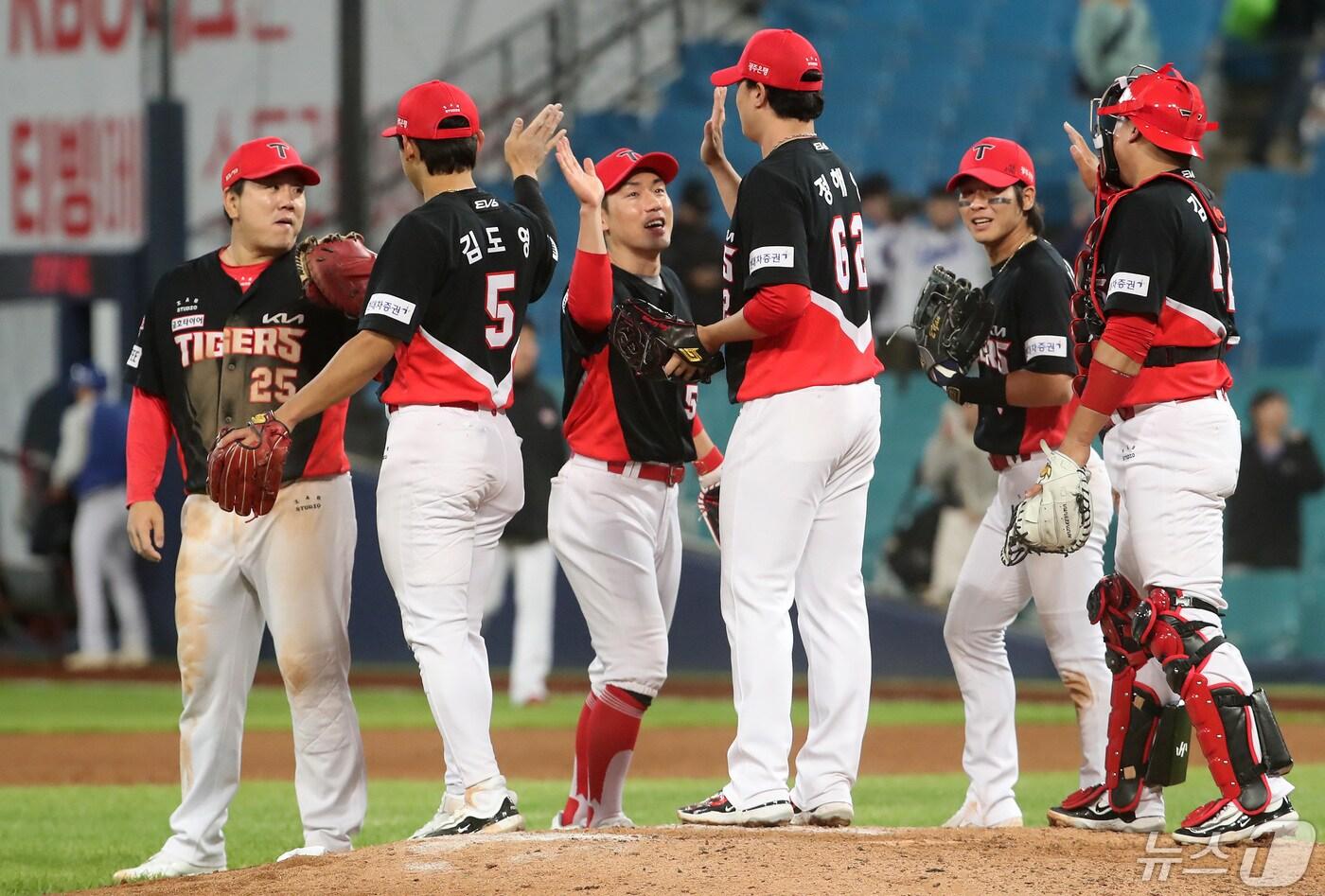 본문 이미지 - KIA 타이거즈는 4월 9일부터 1위 자리를 놓치지 않고 있다. 2024.5.8/뉴스1 ⓒ News1 공정식 기자