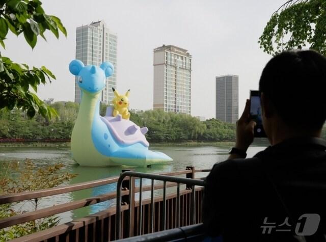 본문 이미지 -  송파구 석촌호수 (송파구 제공)