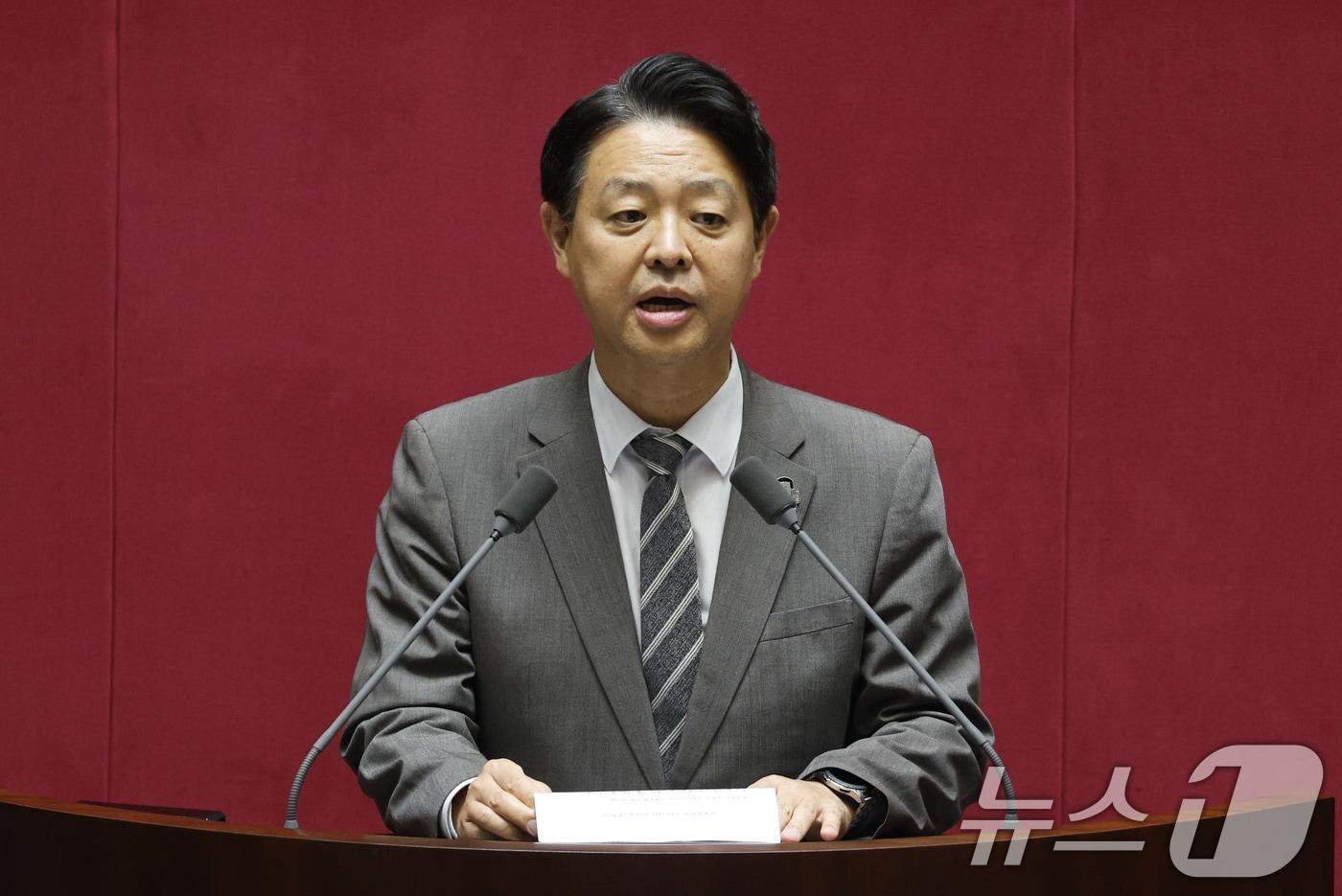 국회 교육위원회 위원장에 선출된 김영호 더불어민주당 의원. 2024.6.10/뉴스1 ⓒ News1 안은나 기자