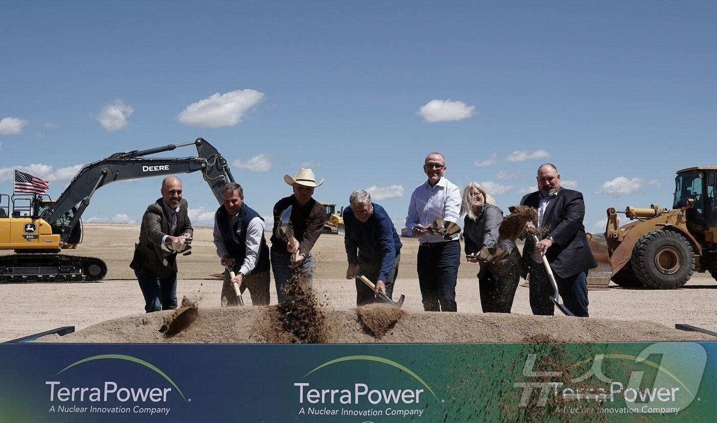 테라파워는 현지시간 10일 미국 와이오밍주에서 착공식을 열고 4세대 SMR 실증단지 공사에 본격적으로 돌입했다(SK 제공) ⓒ News1 박종홍 기자