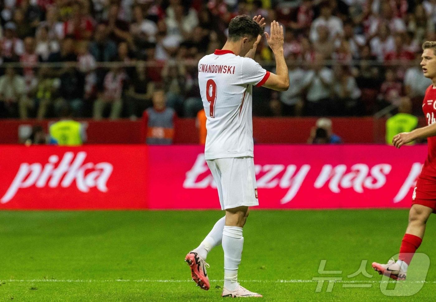 폴란드 간판 공격수 레반도프스키. ⓒ AFP=뉴스1
