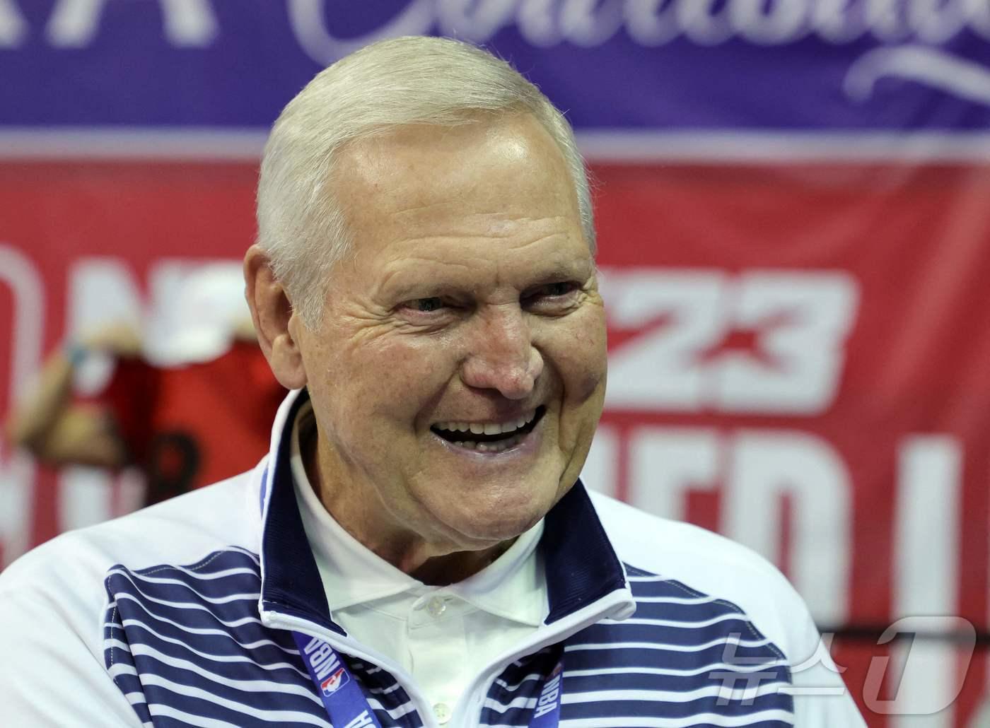 본문 이미지 - 제리 웨스트 LA 클리퍼스 고문. 2022.07.07 ⓒ AFP=뉴스1 ⓒ News1 정지윤 기자