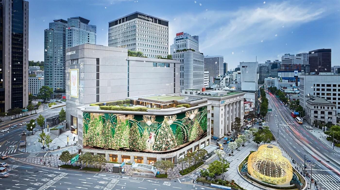 삼성전자 초대형 LED 사이니지가 신세계백화점 본점 외벽에 설치된 예상 모습(삼성전자 제공). ⓒ 뉴스1