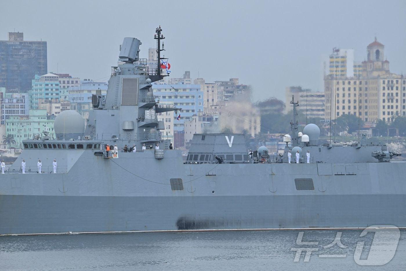 쿠바 아바나 항에 러시아 고르시코프 군함이 카잔 핵 추진 잠수함 등 3척과 함께 정박을 하고 있다. <자료사진> ⓒ AFP=뉴스1 /뉴스1