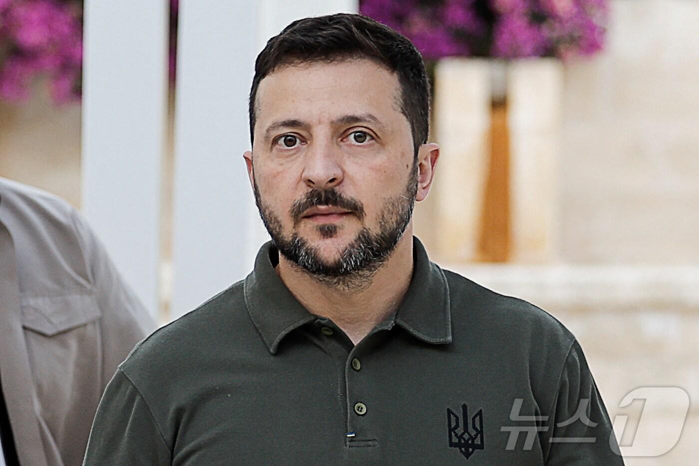 본문 이미지 - 볼로디미르 젤렌스키 우크라이나 대통령이 13일(현지시간) G7 정상회의에 참석하고 있다. 2024.6.13 ⓒ 로이터=뉴스1 ⓒ News1 강민경 기자