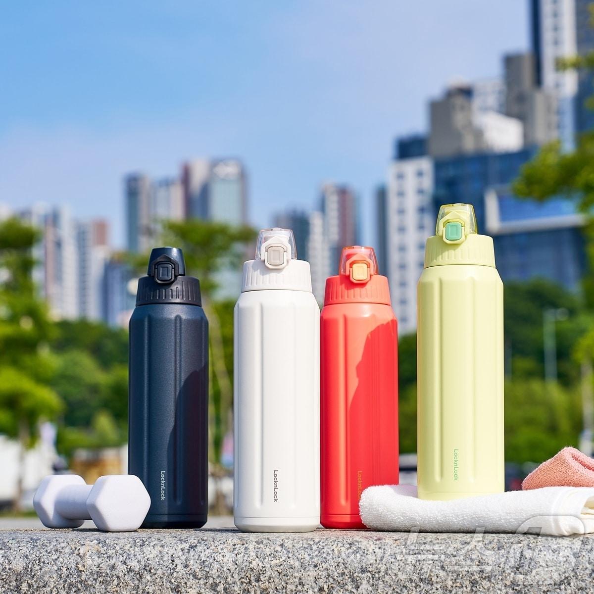 본문 이미지 - 락앤락의 슬로라이트 텀블러 연출 이미지 (락앤락 제공)