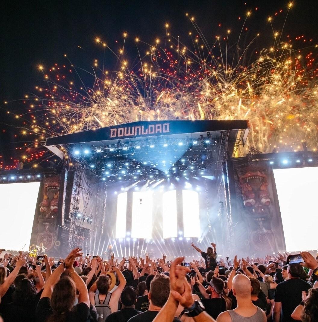 본문 이미지 - 영국 최대 록 페스티벌인 다운로드 페스티벌&#40;Download festival&#41; 공식 소셜미디어&#40;SNS&#41; 게시물 갈무리. 2024.06.13/