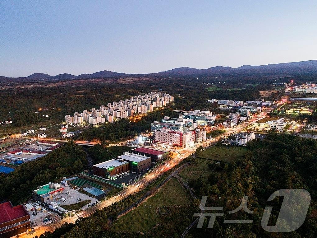 본문 이미지 - 제주첨단과학기술단지 전경.(제주국제자유도시개발센터 제공)