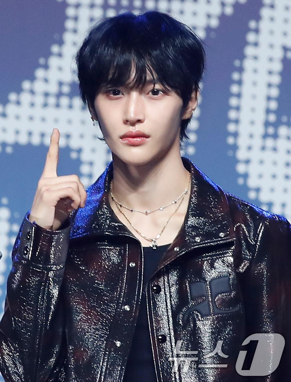 본문 이미지 - 그룹 라이즈 원빈 ⓒ News1