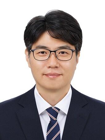 본문 이미지 - 이승환 국회미래연구원 연구위원