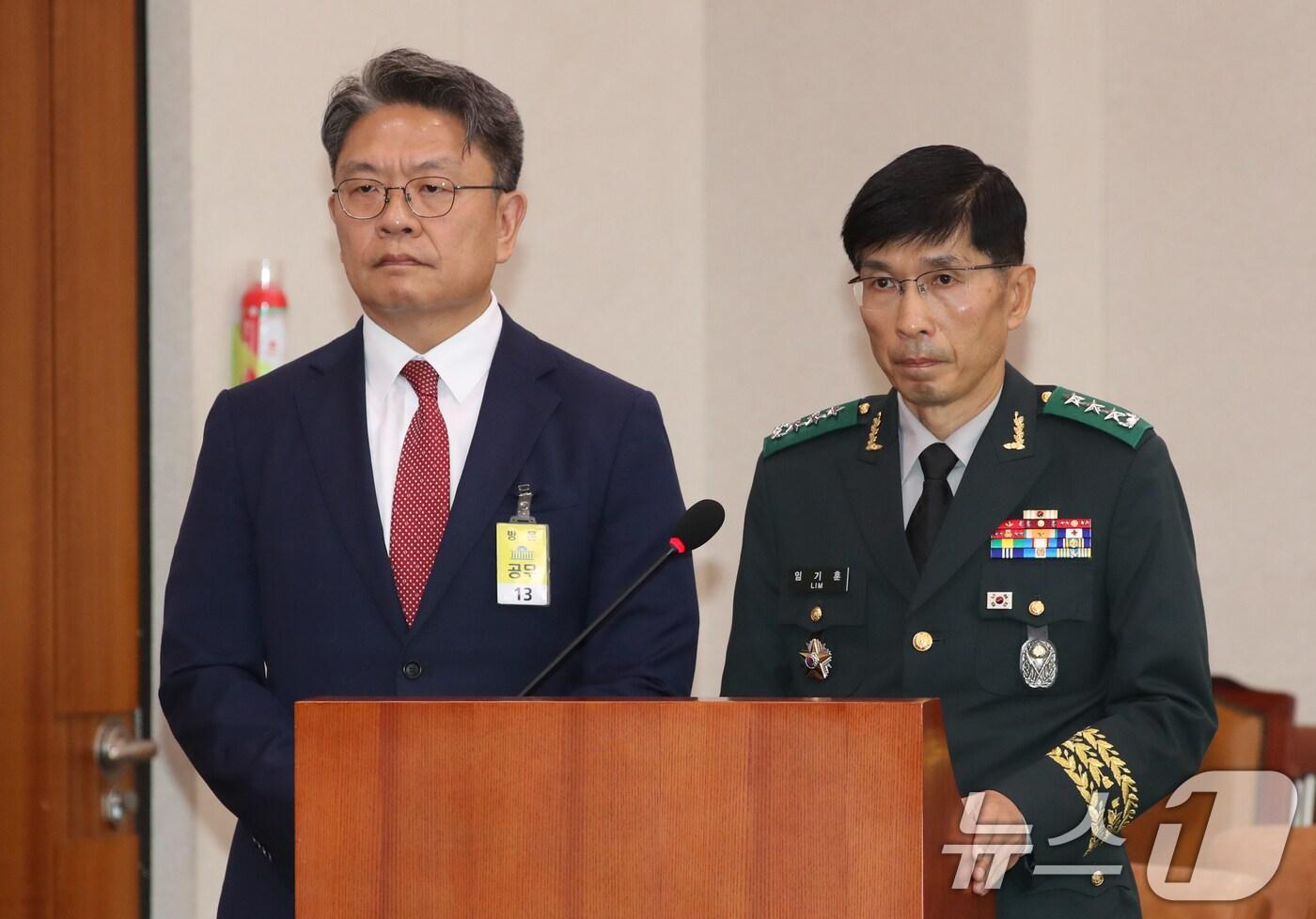 이시원 전 대통령비서실실 공직기강비서관&#40;왼쪽&#41;과 임기훈 국방대총장&#40;전 국가안보실 국방비서관&#41;.2024.6.21/뉴스1 ⓒ News1 이광호 기자