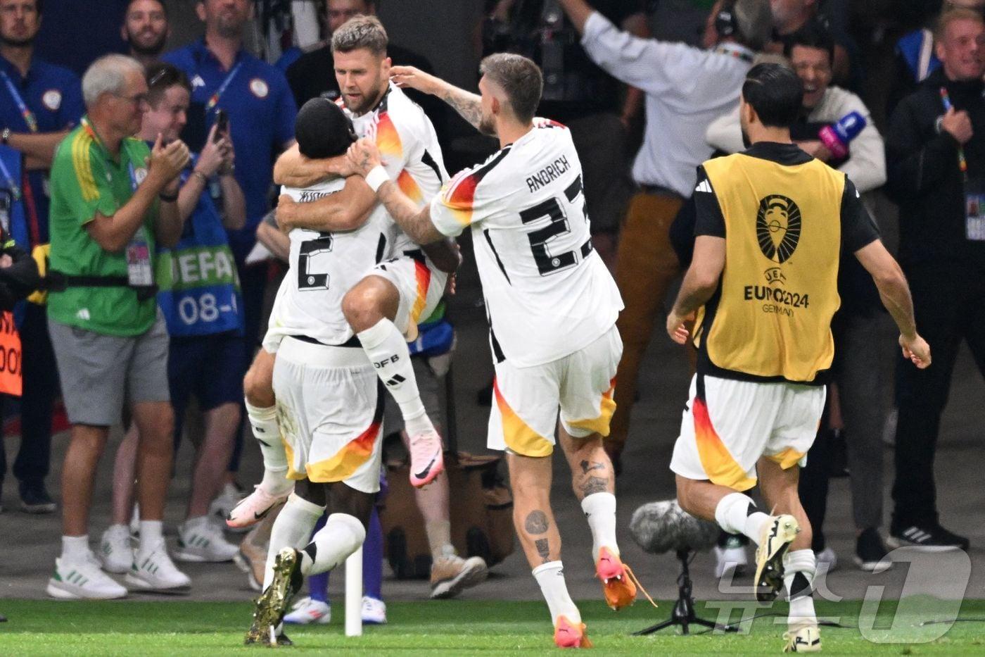 독일이 24일(한국시간) 열린 스위스와 유로 2024 조별리그 3차전에서 1-1로 비기며 A조 1위를 차지했다. ⓒ AFP=뉴스1