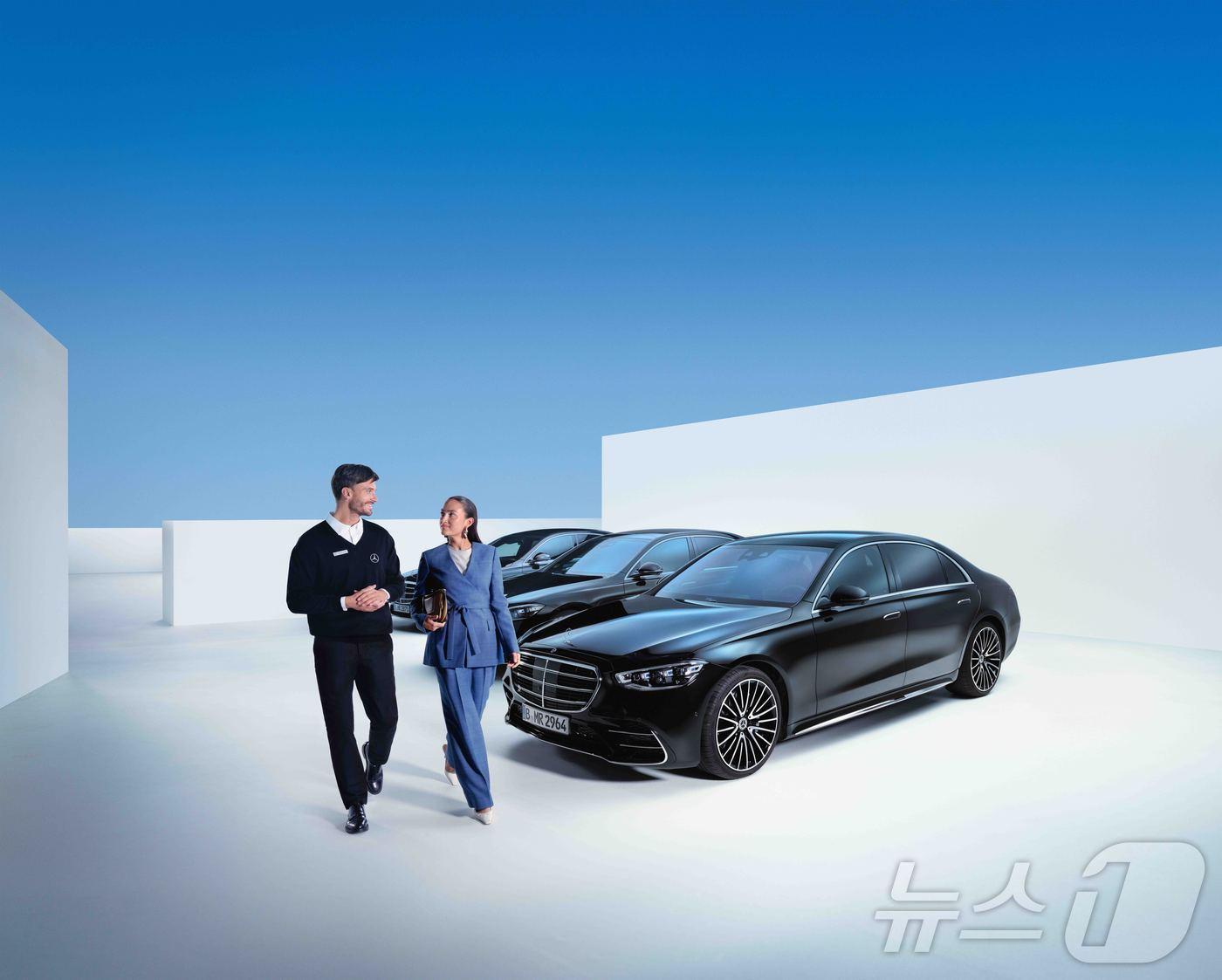 본문 이미지 - 메르세데스-벤츠 코리아는 보증 연장 상품 '워런티 플러스 엑스트라'(Warrant Plus Extra)를 선보인다고 25일 밝혔다. 