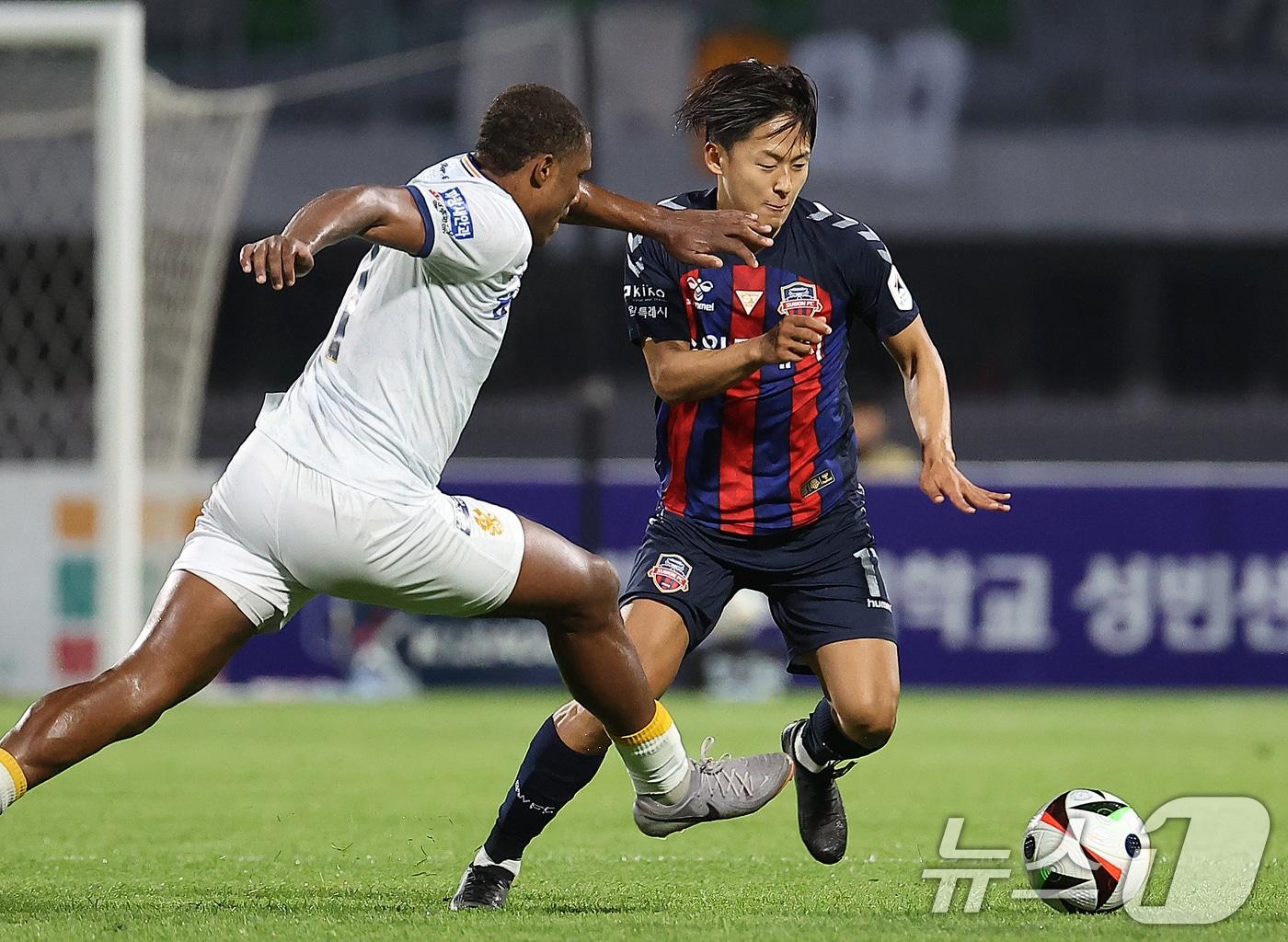 본문 이미지 - 수원FC의 이승우. /뉴스1 ⓒ News1 김진환 기자