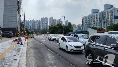 본문 이미지 - 강원 원주시 ‘송림사거리∼월운정사거리’ 6차선 확·포장 공사 자료사진. (원주시 제공) 2024.6.26/뉴스1