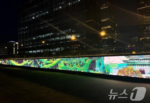 본문 이미지 - 광화문광장 대형 미디어월.(서울시 제공) 