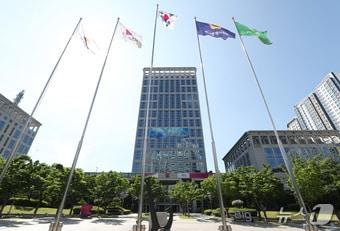 본문 이미지 - 부산시청 전경 2024.6.28 ⓒ 뉴스1 윤일지 기자