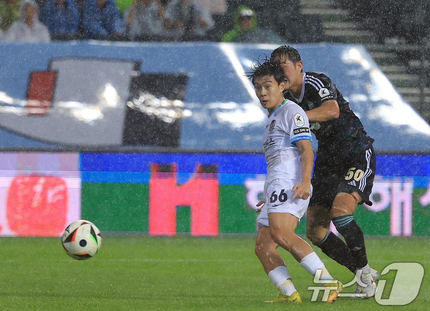 본문 이미지 - 불법 도박혐의 은폐로 FC서울과 계약이 해지된 한승규. /뉴스1 ⓒ News1 박정호 기자