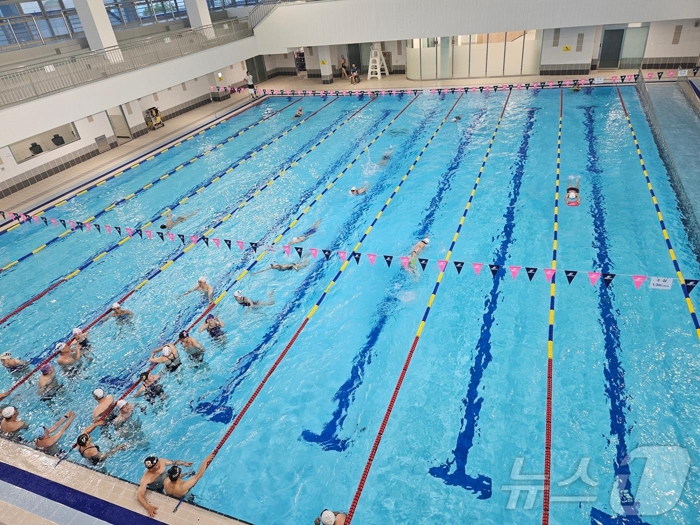 본문 이미지 - 정읍시 체육트레이닝센터 수영장(정읍시 제공)2024.6.30/뉴스1