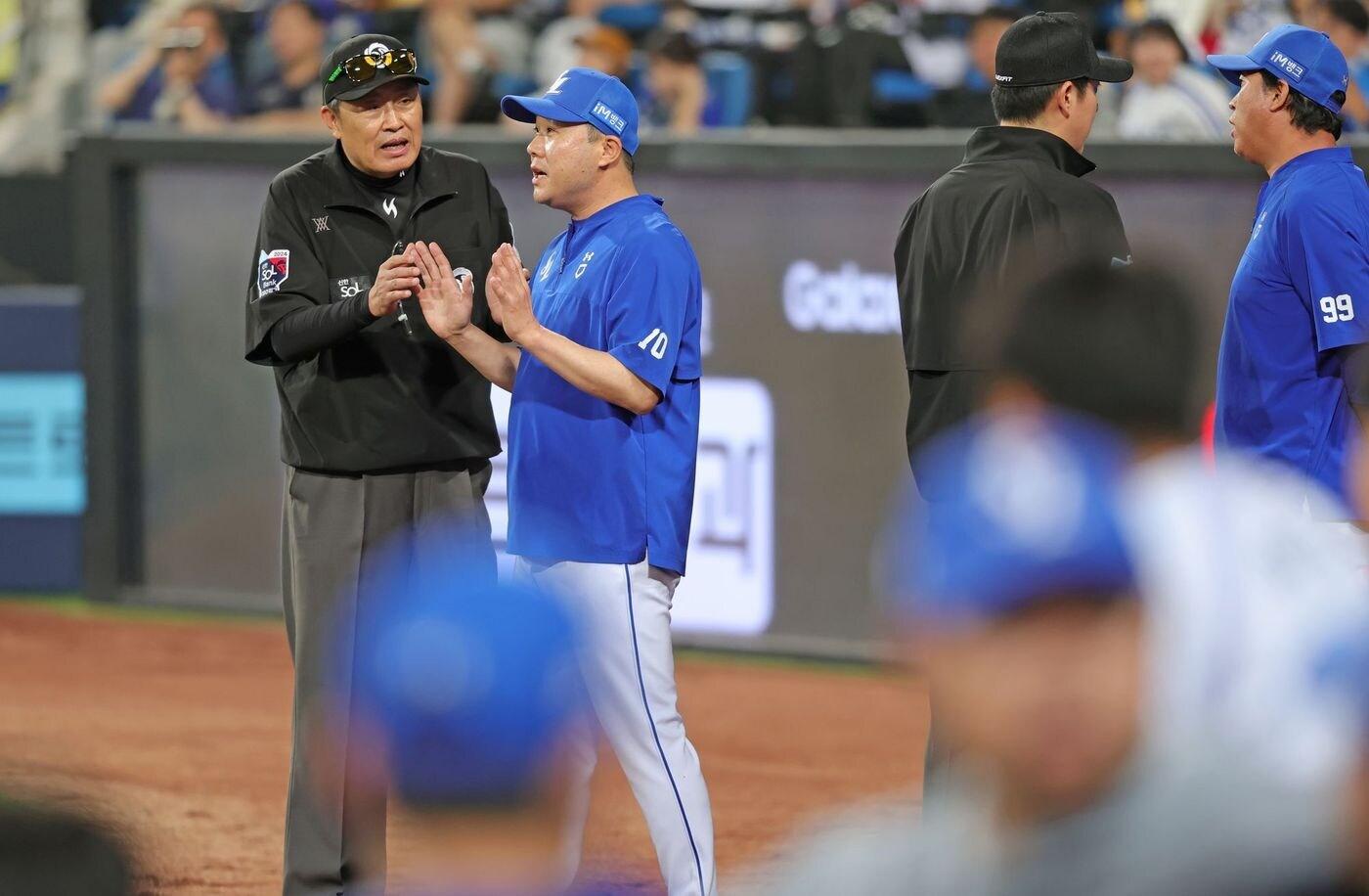 29일 KT전에서 7-1로 앞서던 도중 경기가 우천 취소된 것에 대해 아쉬움을 표한 삼성 박진만 감독. (삼성 라이온즈 제공)