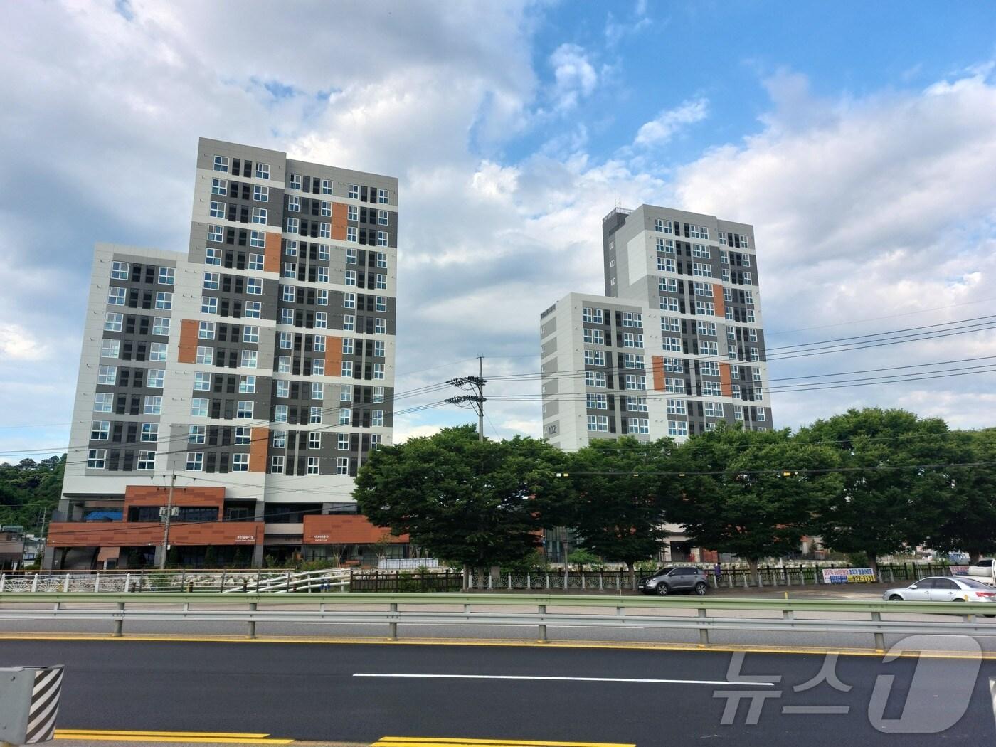 본문 이미지 - 옥천삼양 행복주택 전경 (옥천군 제공) /뉴스1 