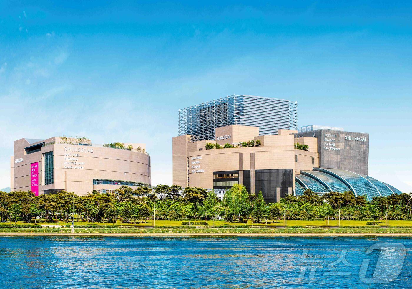 신세계백화점 센텀시티 전경.(신세계백화점 센텀시티 제공)