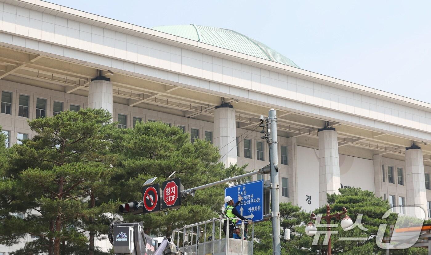 본문 이미지 - 서울 여의도 국회의사당 ⓒ News1 김민지 기자