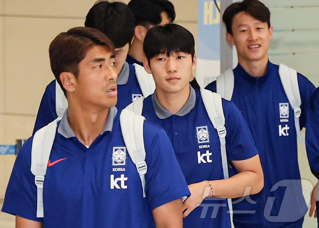 본문 이미지 - 대한민국 축구 국가대표팀 배준호&#40;가운데&#41; 2024.6.7/뉴스1 ⓒ News1 김도우 기자