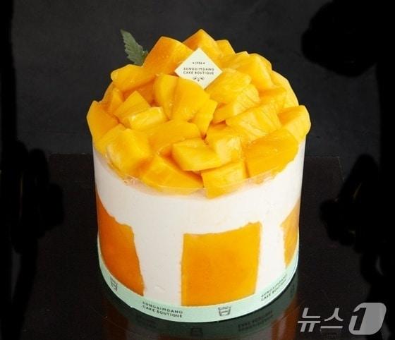 본문 이미지 - 성심당에서 판매 중인 '망고시루 케이크'. (성심당 제공) /뉴스1 ⓒ News1