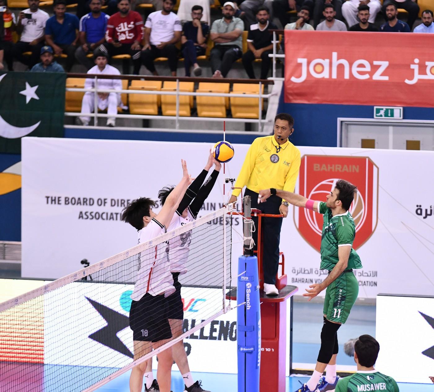 본문 이미지 - 파키스탄에 패한 남자 배구 대표팀 &#40;AVC 홈페이지&#41;