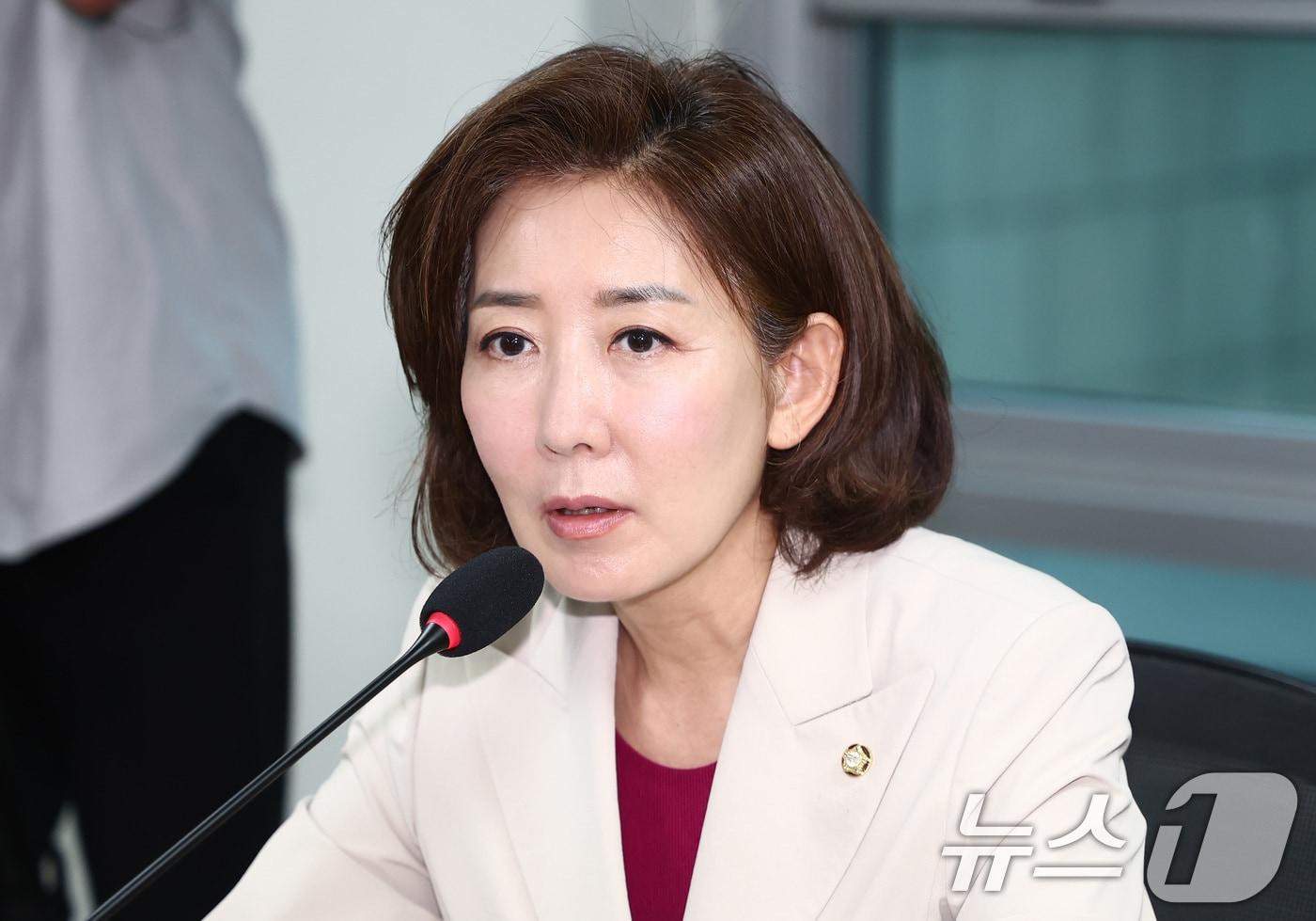 국민의힘 당권 주자인 나경원 의원이 1일 오전 서울 여의도 국회 의원회관에서 열린 '대한민국 안보의 새로운 비전 핵무장 3원칙 세미나'에서 발언하고 있다. 2024.7.1/뉴스1 ⓒ News1 김민지 기자
