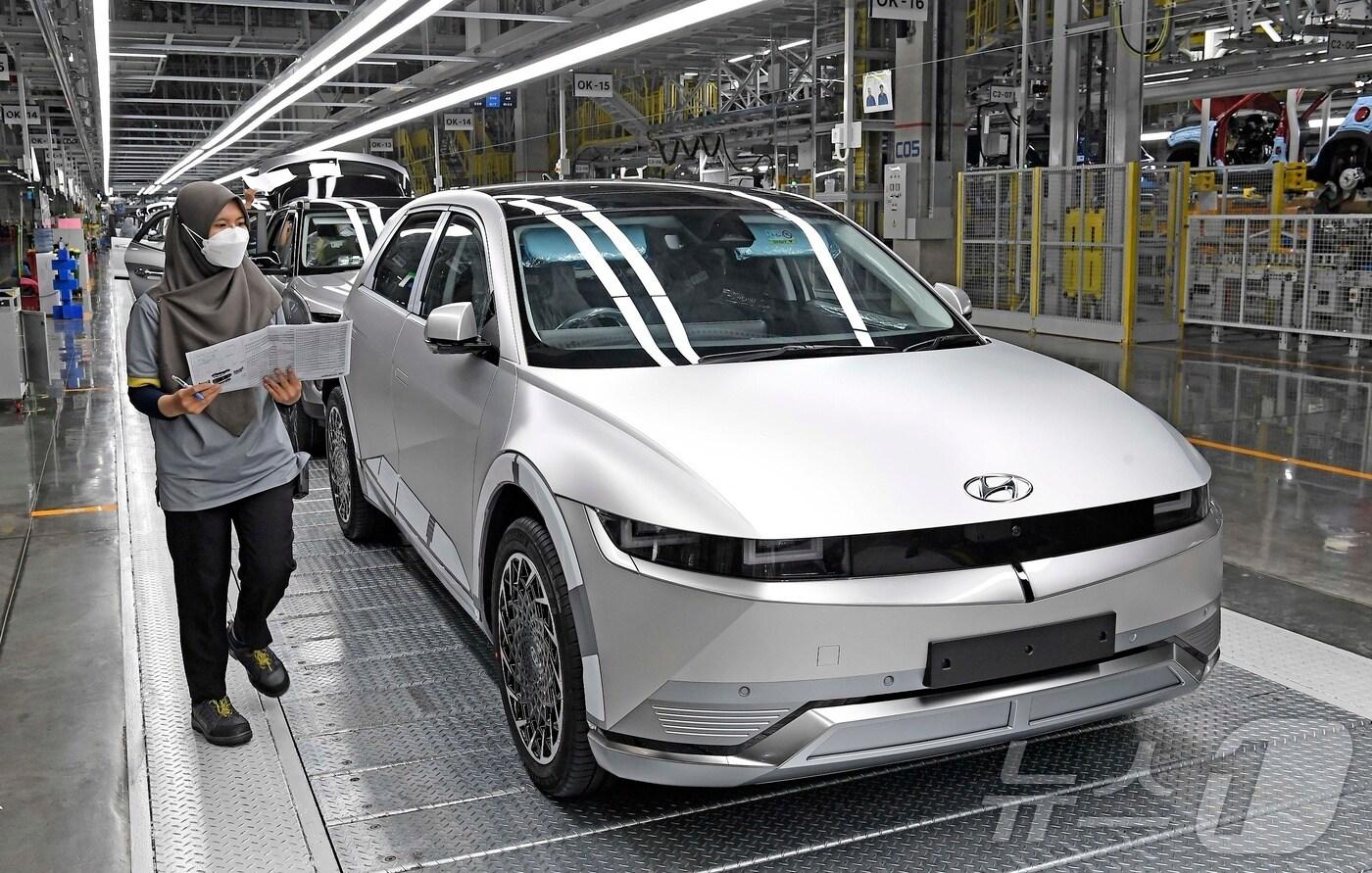  현대차 인도네시아 생산법인의 아이오닉 5 생산 라인.(현대차 제공)