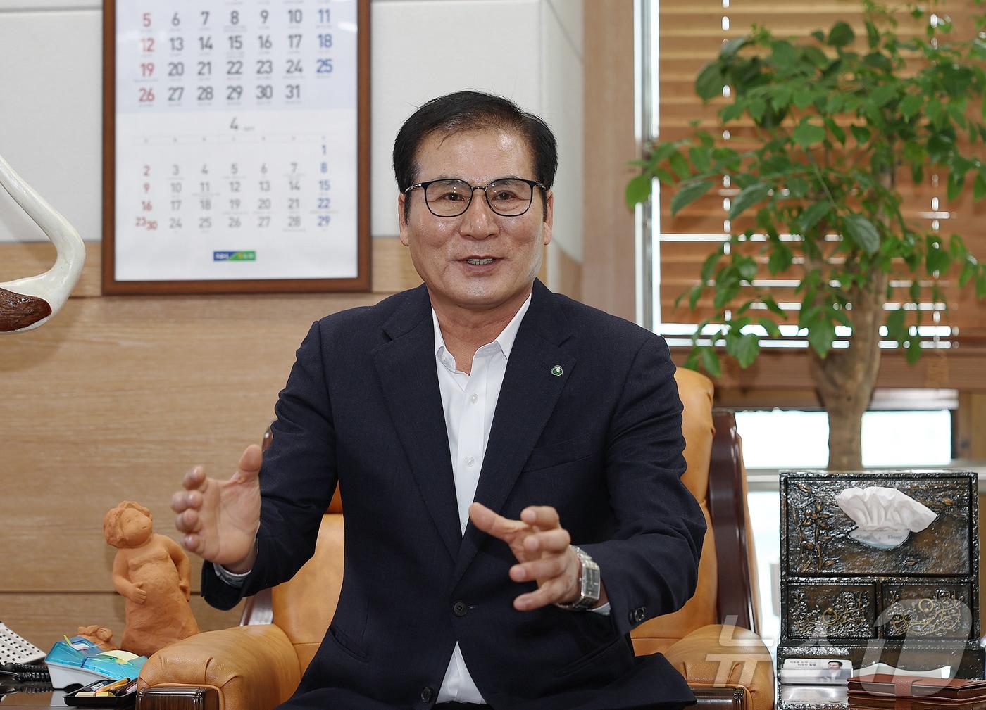 본문 이미지 - 이상익 전남 함평군수.&#40;함평군 제공&#41;/뉴스1