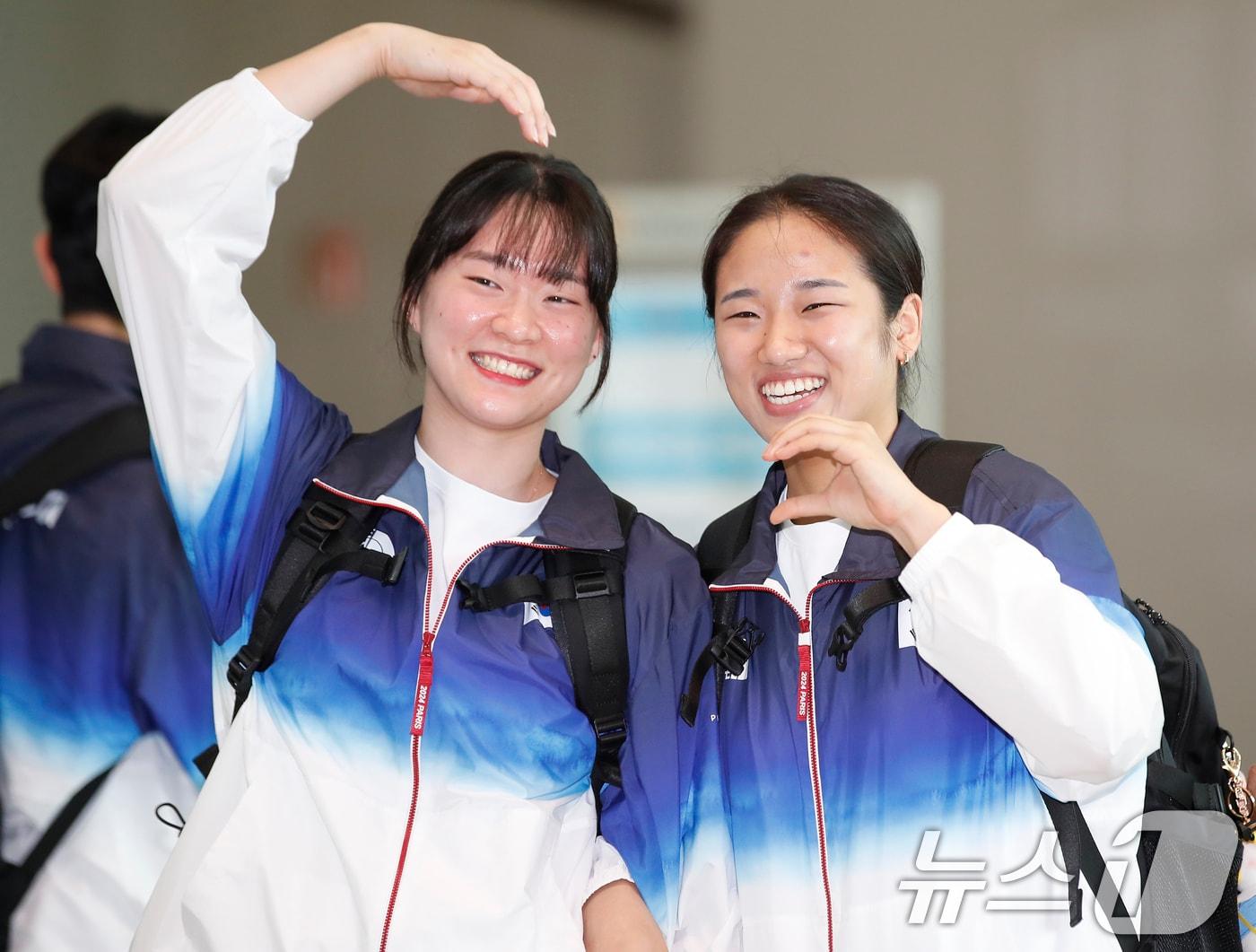 본문 이미지 - 배드민턴 국가대표 김가은과 안세영&#40;오른쪽&#41;이  나란히 중국 마스터스 4강에 올랐다. ⓒ News1 권현진 기자