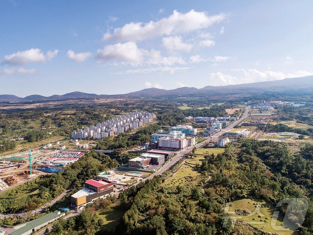 본문 이미지 - 제주첨단과학기술단지 전경.(제주국제자유도시개발센터 제공)