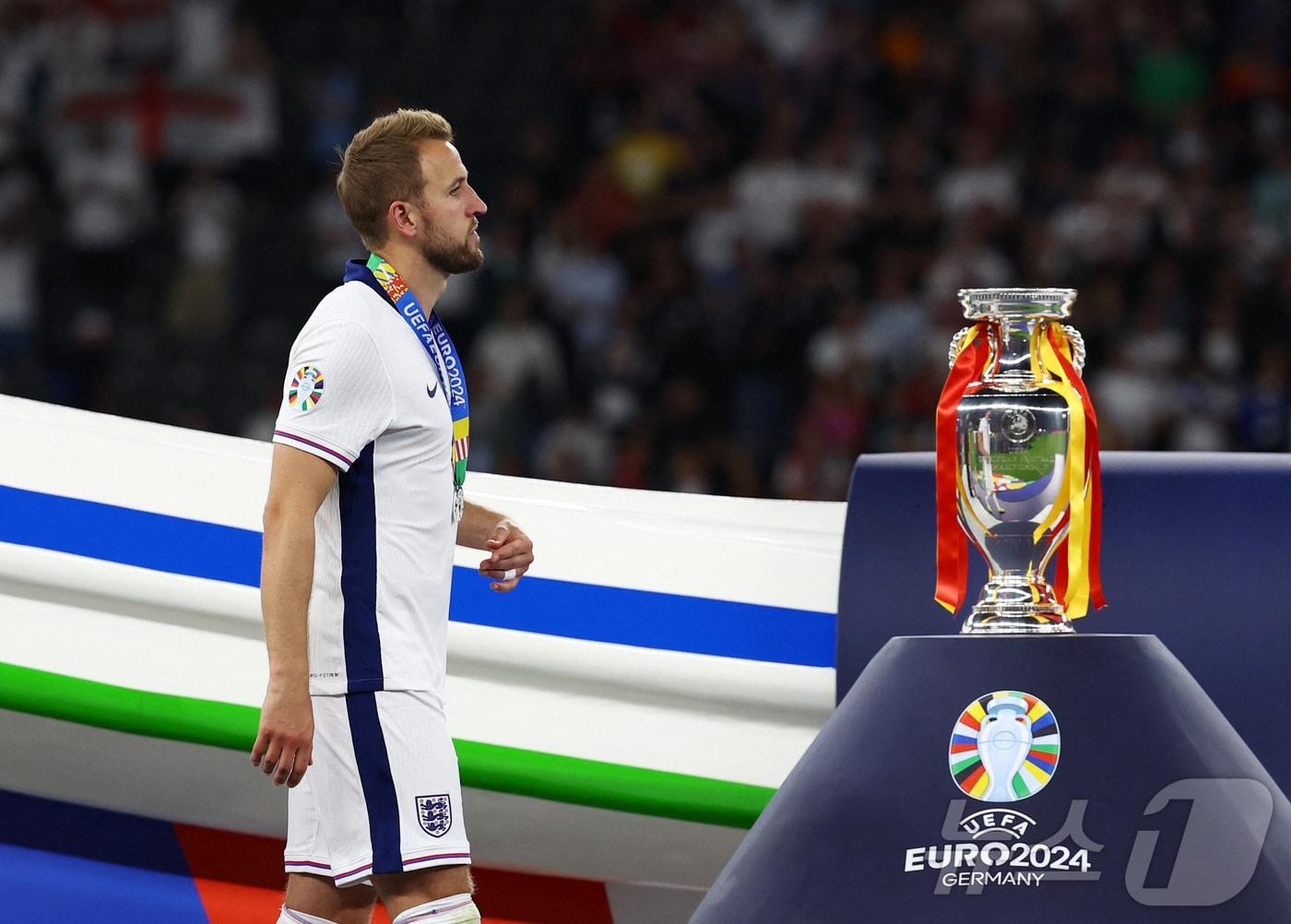 본문 이미지 - 또 우승에 실패한 해리 케인ⓒ 로이터=뉴스1