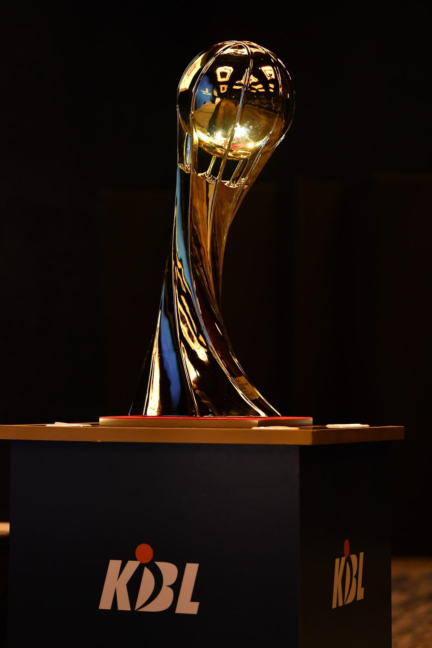 본문 이미지 - KBL 2024-2025시즌이 오는 10월19일 개막해 내년 4월8일 종료한다(KBL 제공)