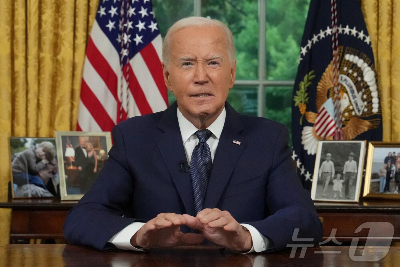 본문 이미지 - 조 바이든 미국 대통령이 14일(현지시간) 미국 워싱턴 D.C 백악관 오벌 오피스에서 연설하고 있다. 24.07.14 ⓒ 로이터=뉴스1 ⓒ News1 김예슬 기자