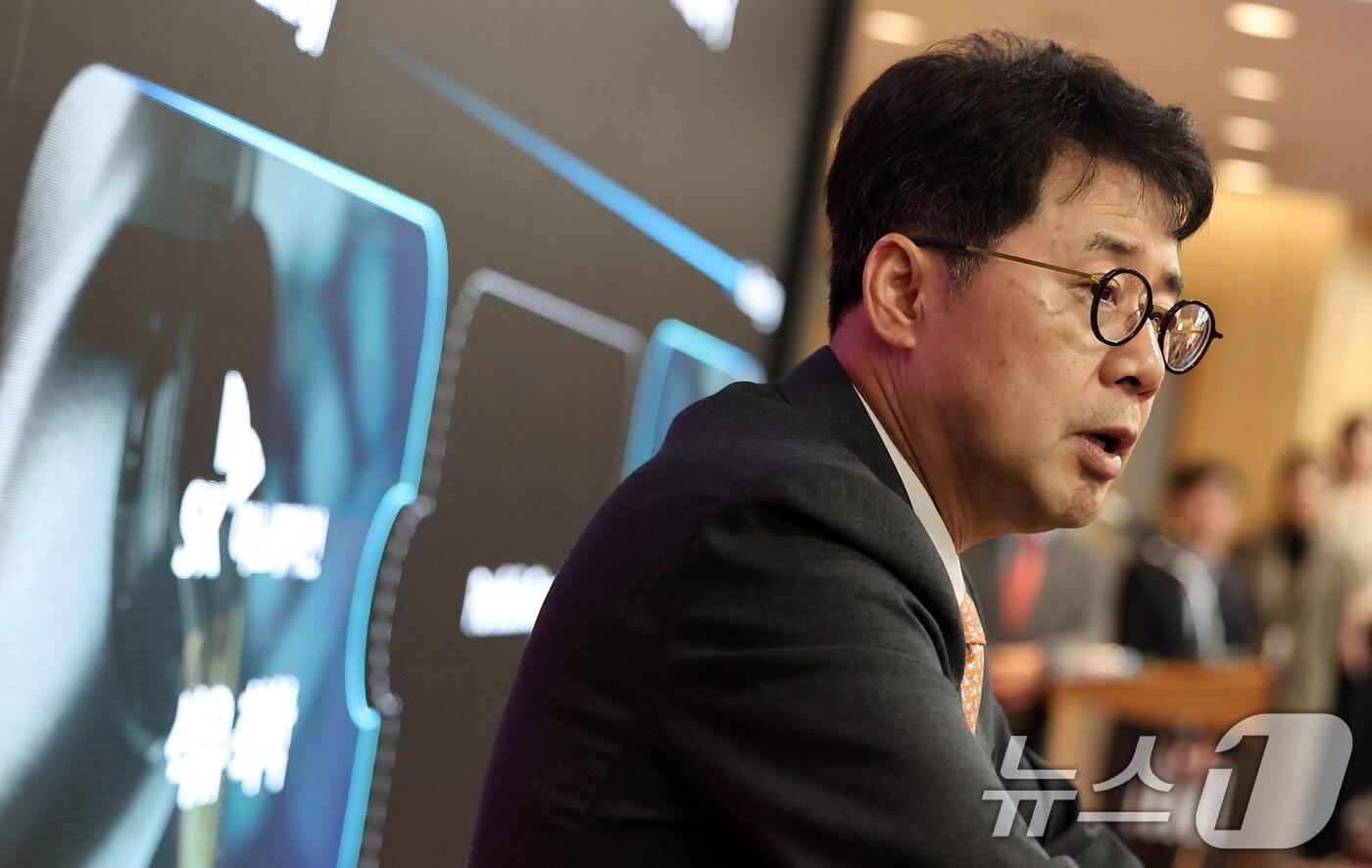 박상규 SK이노베이션 사장이 18일 오전 서울 종로구 SK 서린빌딩에서 열린 SK이노베이션-SK E&S 합병 관련 기자간담회에서 발언하고 있다. 2024.7.18/뉴스1 ⓒ News1 김성진 기자