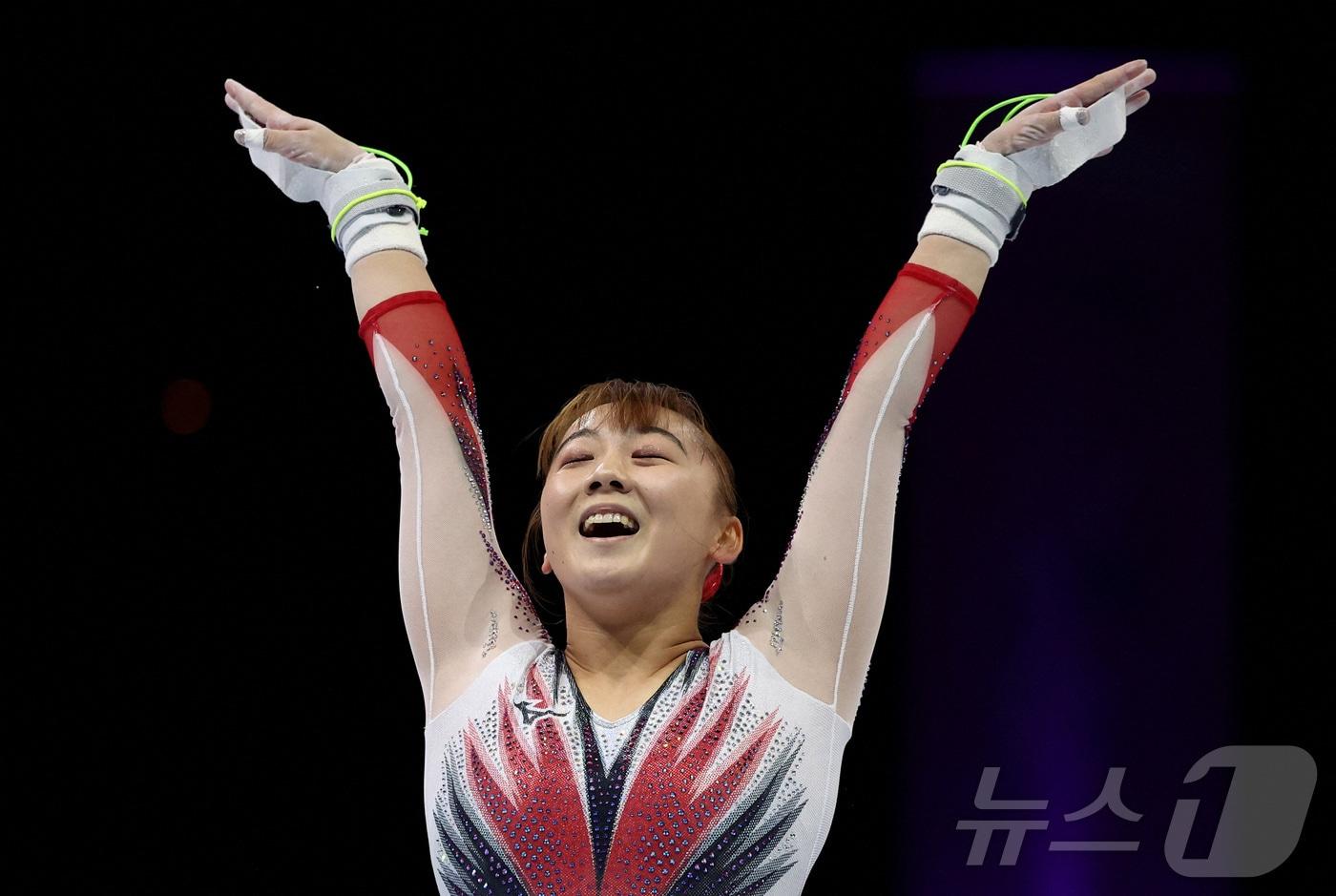 본문 이미지 - 일본 체조선수 미야타 쇼코가 지난해 10월 벨기에 앤트워프에서 열린 세계선수권 대회에서 연기를 펼치고 있다. 2023.10.2 ⓒ 로이터=뉴스1 ⓒ News1 강민경 기자
