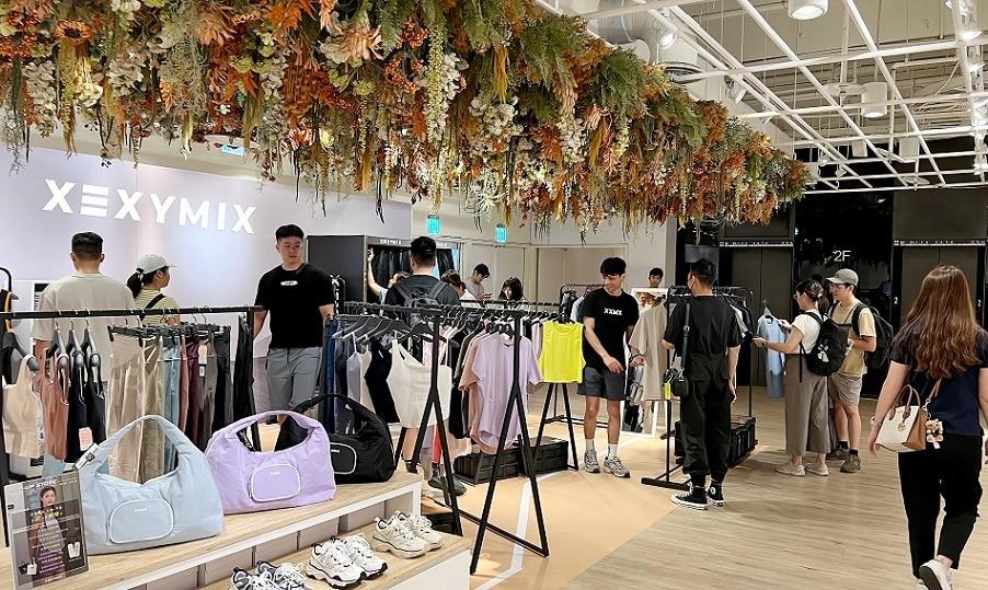 본문 이미지 - 젝시믹스는 대만 중부 타이중시 친메이 백화점에 팝업스토어를 열었다.(젝시믹스제공)