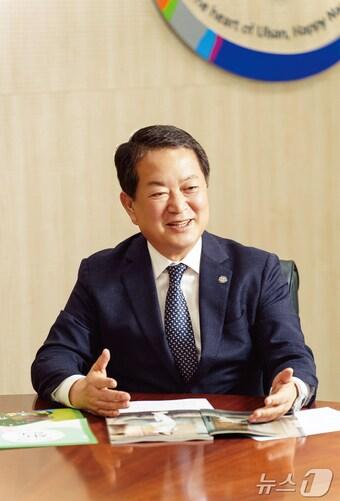 본문 이미지 - 인터뷰하는 서동욱 울산 남구청장. (남구청 제공)