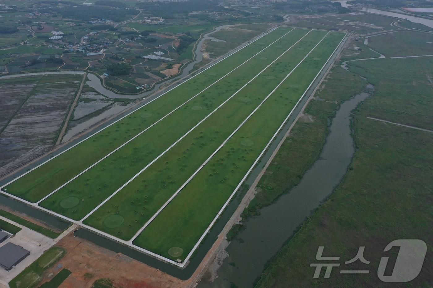 코스모스링스 활주로형 직선 코스 모습.(전남도 제공) 2024.7.22/뉴스1