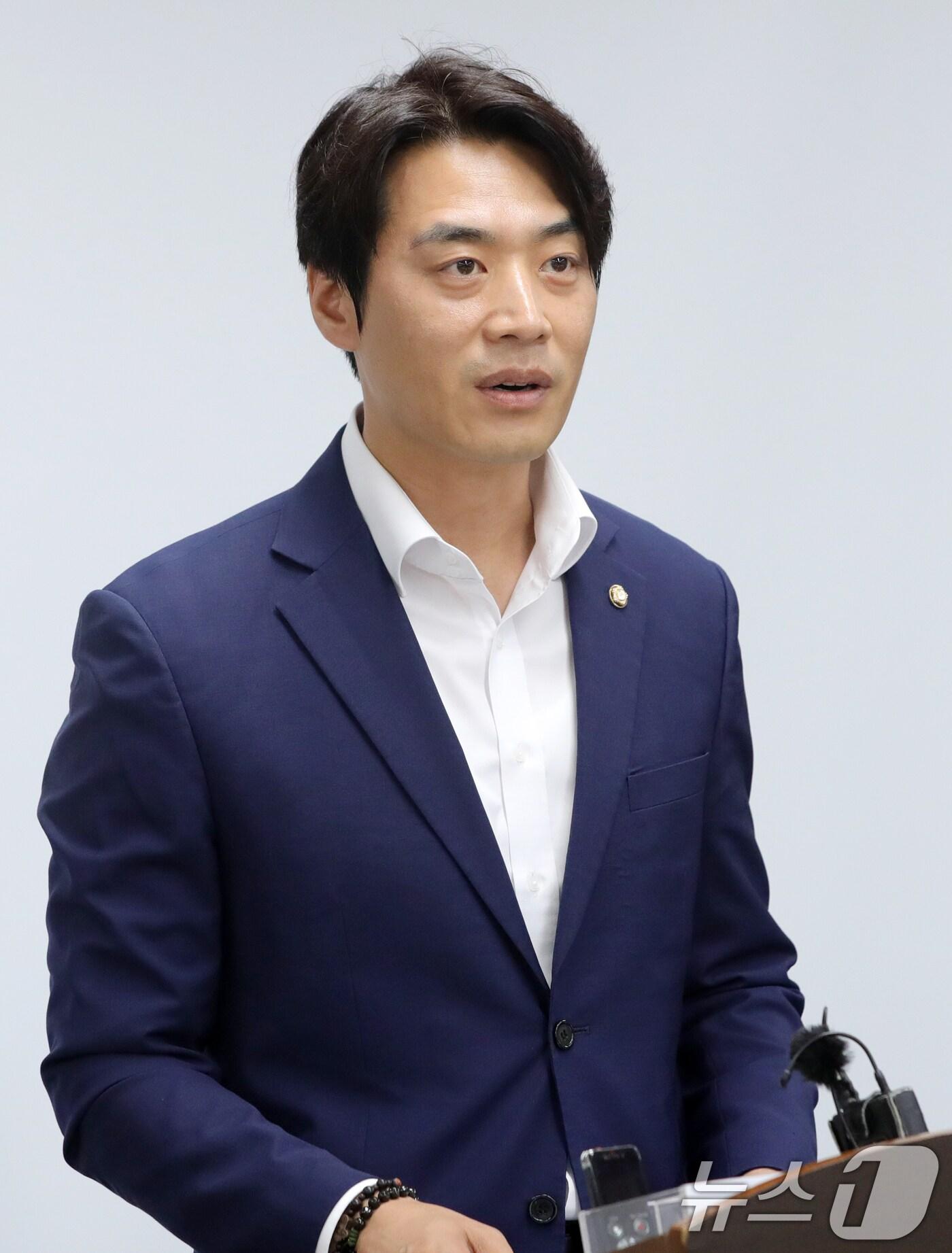 본문 이미지 - 한준호 더불어민주당 최고위원 후보가 22일 전북자치도 전주시 전주시청에서 정견을 발표하고 있다. 2024.7.22/뉴스1 ⓒ News1 유경석 기자